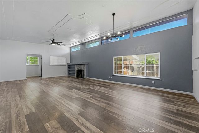 & 238 W 22nd, Merced, CA 95340