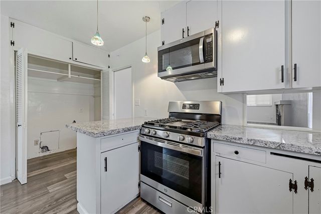& 238 W 22nd, Merced, CA 95340