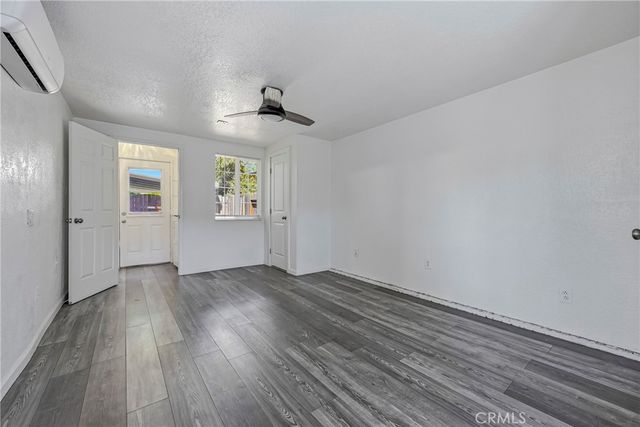 & 238 W 22nd, Merced, CA 95340
