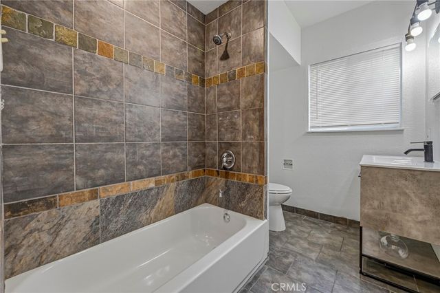 & 238 W 22nd, Merced, CA 95340