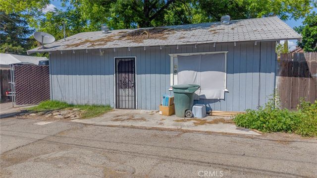 & 238 W 22nd, Merced, CA 95340