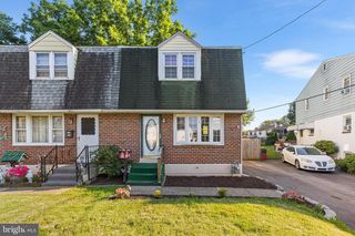 3428 OAK LN, Brookhaven, PA 19015