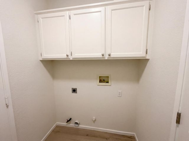 2262 Railway Cir, Gold River, CA 95670