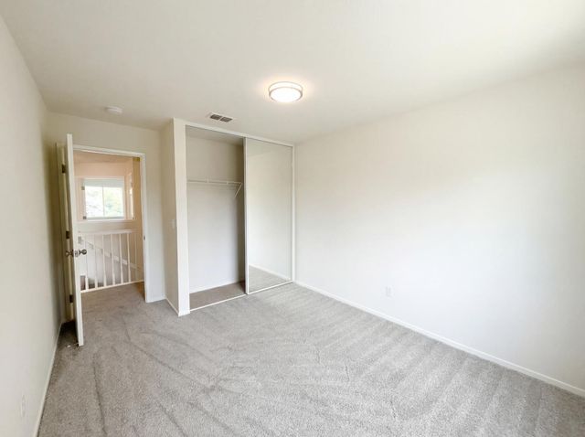 2262 Railway Cir, Gold River, CA 95670