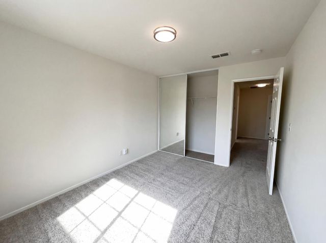 2262 Railway Cir, Gold River, CA 95670