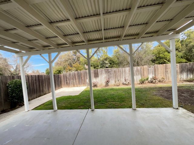 2262 Railway Cir, Gold River, CA 95670