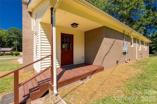 151 Old Gregory Lane, Lancaster, SC 29720