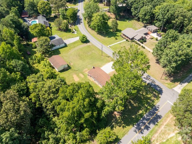 151 Old Gregory Lane, Lancaster, SC 29720