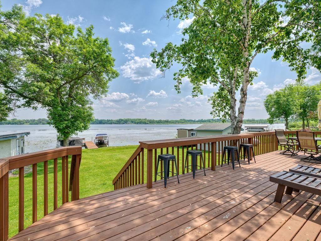 46427 Cambridge Drive, Stanchfield, MN 55080