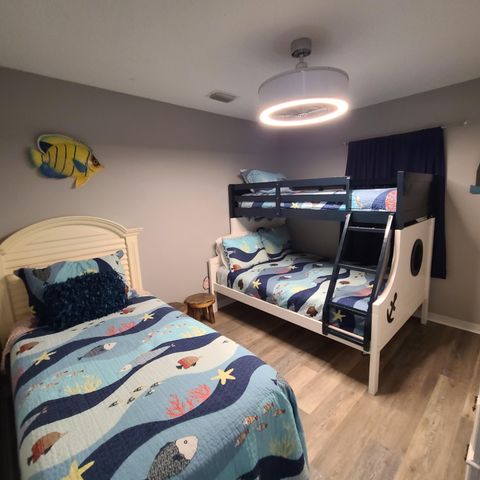 8436 Gulf Boulevard UNIT 714, Navarre, FL 32566