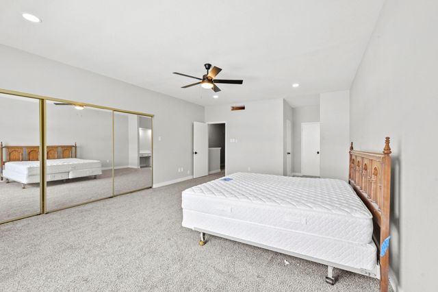 550 Wilcrest Drive 550, Houston, TX 77042