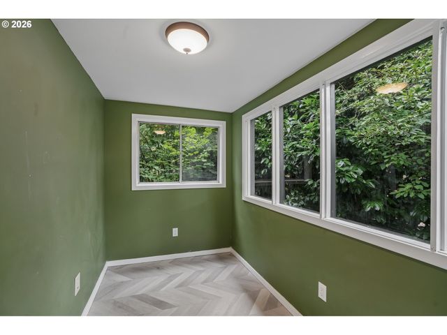 5625 Se OETKIN Rd, Milwaukie, OR 97267