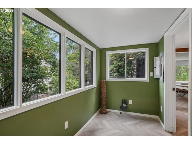 5625 Se OETKIN Rd, Milwaukie, OR 97267