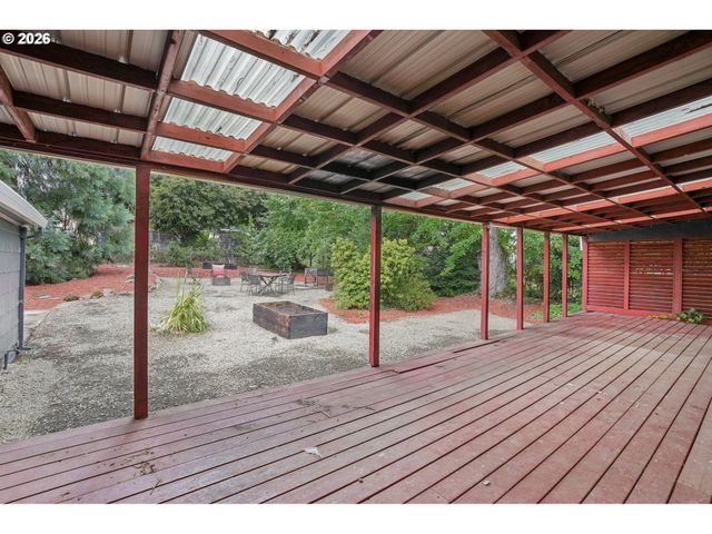 5625 Se OETKIN Rd, Milwaukie, OR 97267