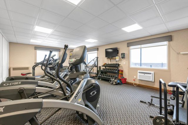 55 Monroe Boulevard 5R, Long Beach, NY 11561