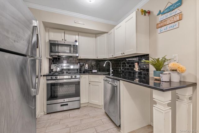 55 Monroe Boulevard 5R, Long Beach, NY 11561