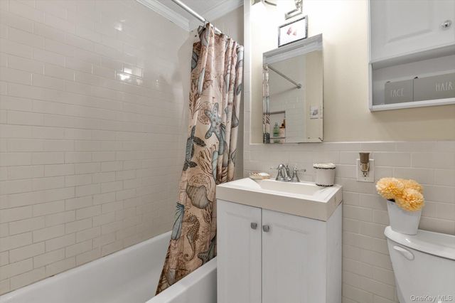 55 Monroe Boulevard 5R, Long Beach, NY 11561