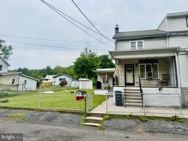 135 LOWER ST, Mahanoy City, PA 17948