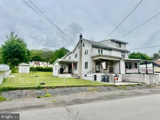 135 LOWER ST, Mahanoy City, PA 17948