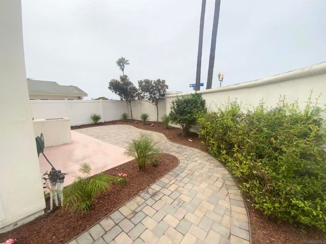 44 Half Moon Bnd, Coronado, CA 92118