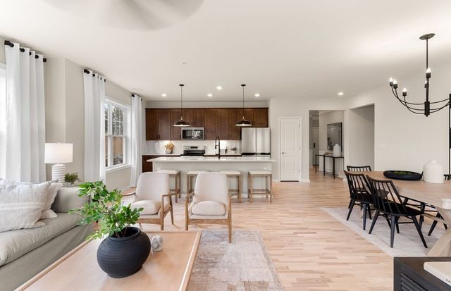 320 Martins Landing 501, North Reading, MA 01864