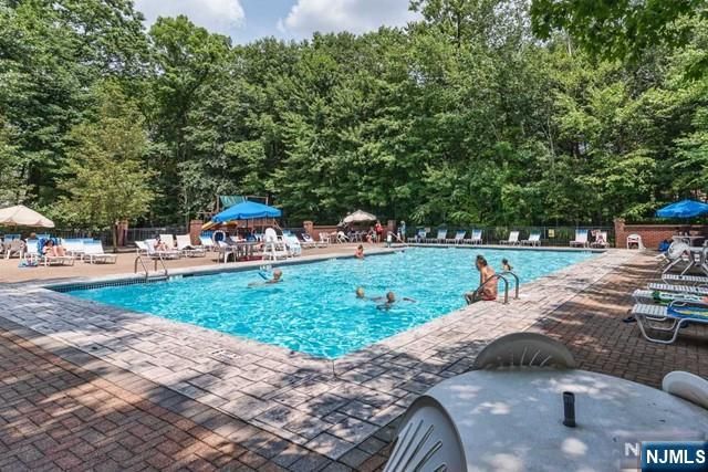 1063 Ash Drive, Mahwah, NJ 07430