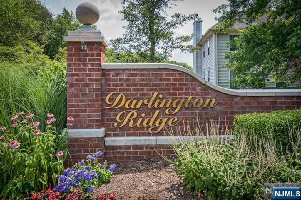 1063 Ash Drive, Mahwah, NJ 07430