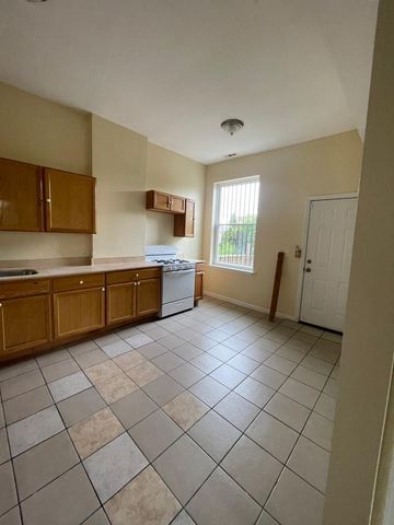 1500 S Trumbull Avenue 2, Chicago, IL 60623