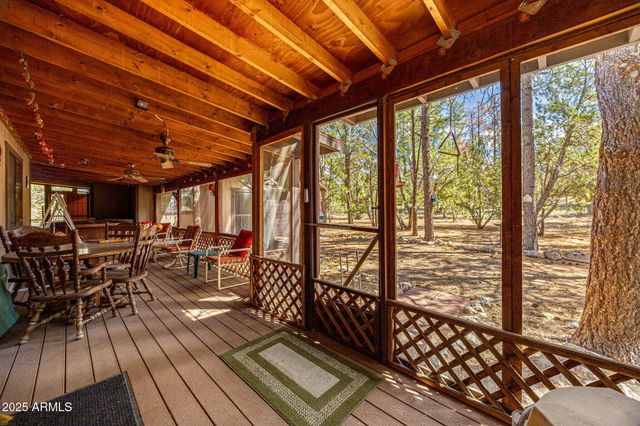 2240 ROUNDABOUT Way, Overgaard, AZ 85933