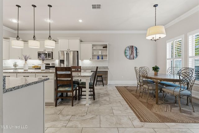 7634 Crescent Way Drive, Pass Christian, MS 39571