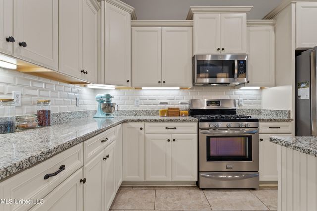 7634 Crescent Way Drive, Pass Christian, MS 39571