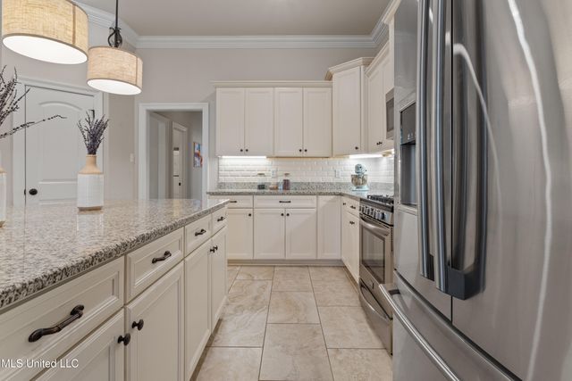 7634 Crescent Way Drive, Pass Christian, MS 39571