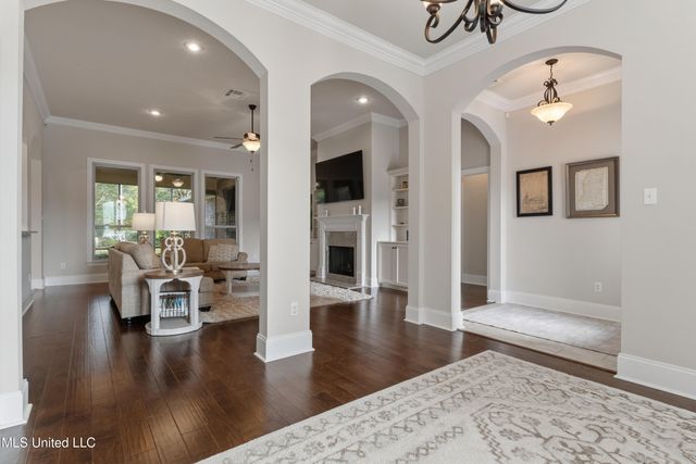 7634 Crescent Way Drive, Pass Christian, MS 39571