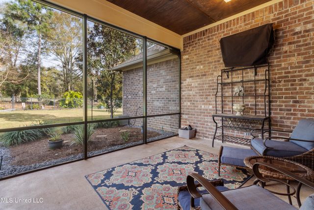 7634 Crescent Way Drive, Pass Christian, MS 39571