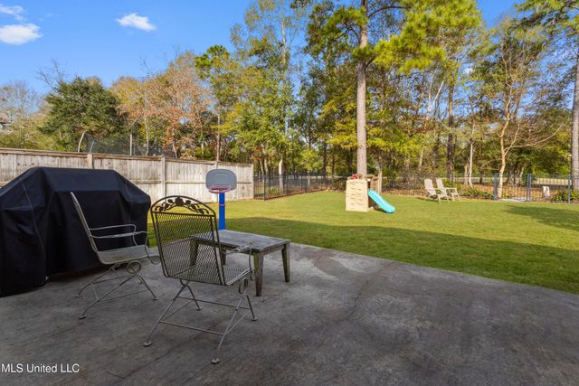 7634 Crescent Way Drive, Pass Christian, MS 39571