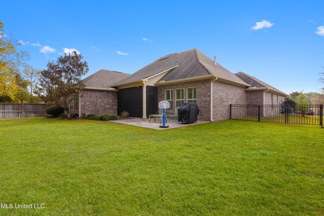 7634 Crescent Way Drive, Pass Christian, MS 39571