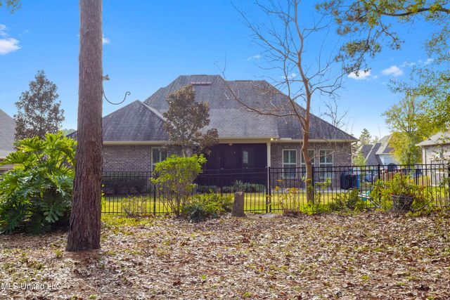 7634 Crescent Way Drive, Pass Christian, MS 39571