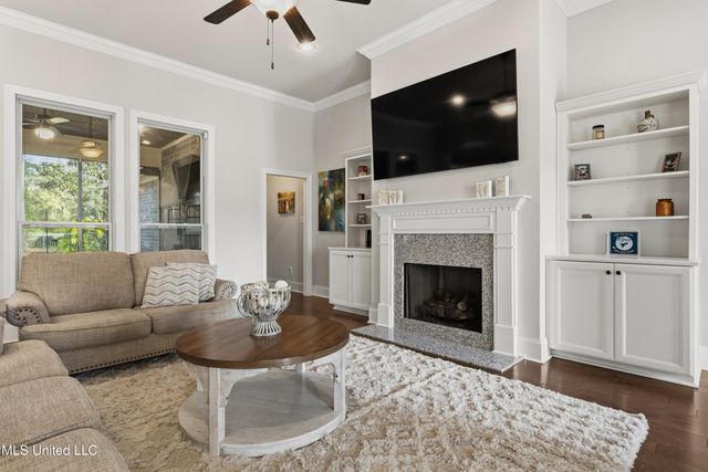 7634 Crescent Way Drive, Pass Christian, MS 39571