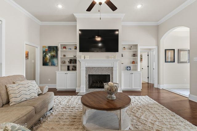 7634 Crescent Way Drive, Pass Christian, MS 39571