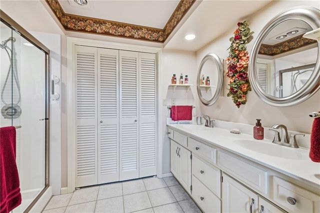 34301 E State Route 2 Highway, Harrisonville, MO 64701