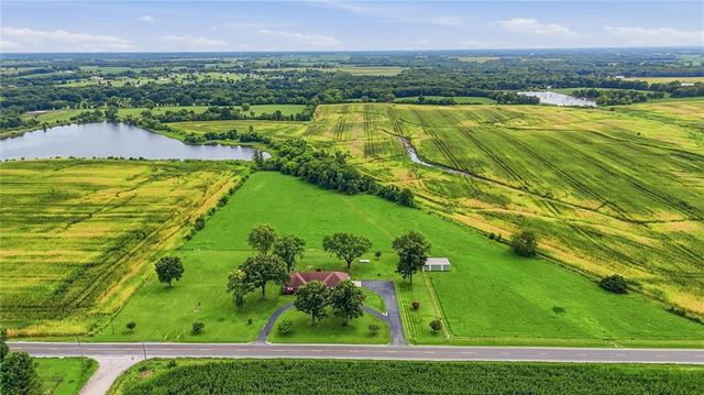 34301 E State Route 2 Highway, Harrisonville, MO 64701