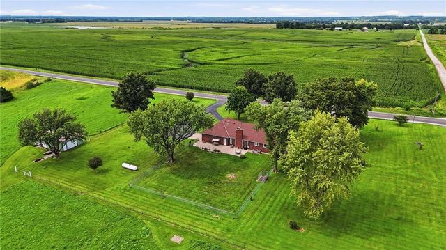 34301 E State Route 2 Highway, Harrisonville, MO 64701
