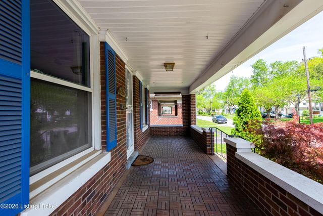 316 Iola Rd, Louisville, KY 40207