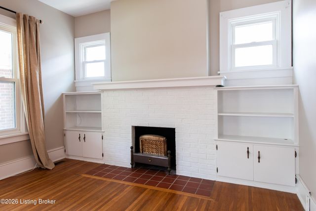 316 Iola Rd, Louisville, KY 40207