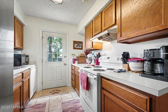 1721 TIFFANY PINES Circle E, Jacksonville, FL 32225