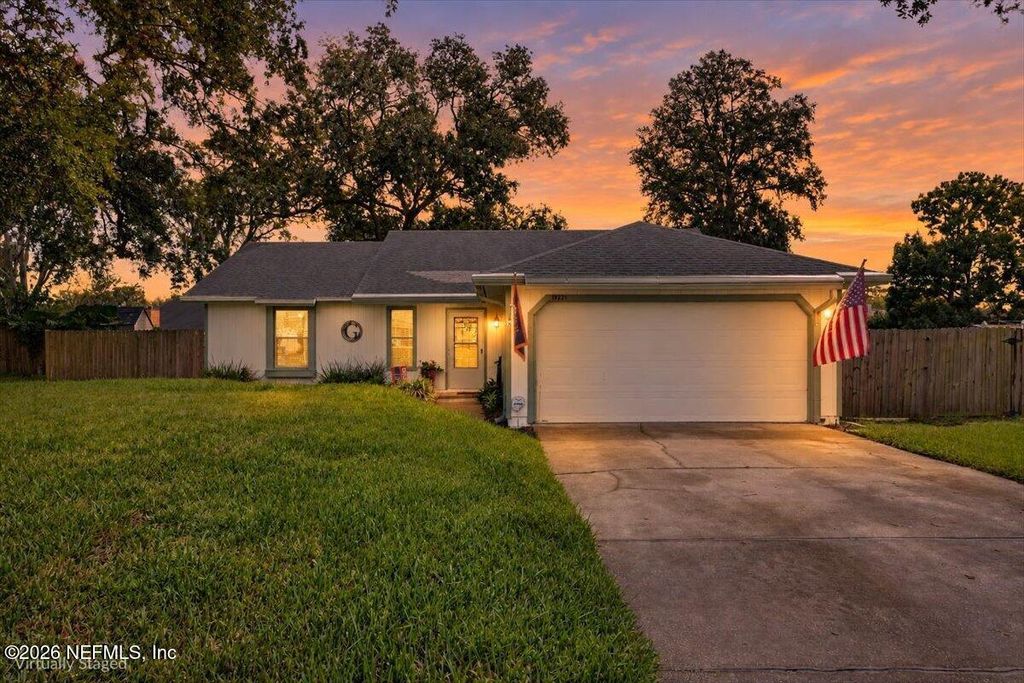 1721 TIFFANY PINES Circle E, Jacksonville, FL 32225