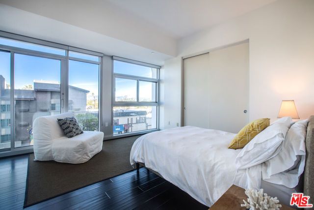 3111 Via Dolce 301, Marina Del Rey, CA 90292