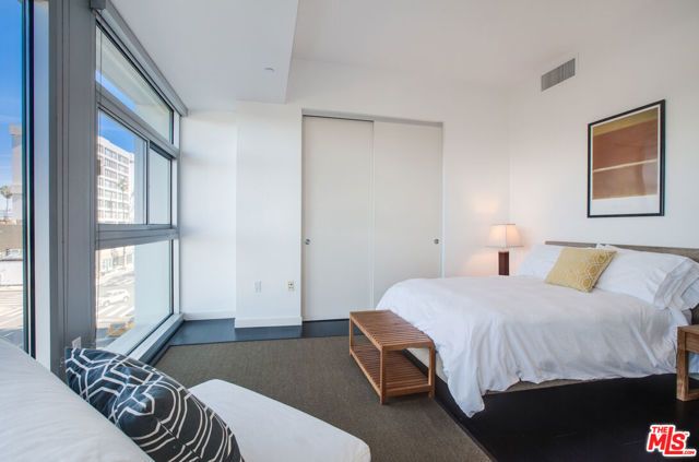 3111 Via Dolce 301, Marina Del Rey, CA 90292