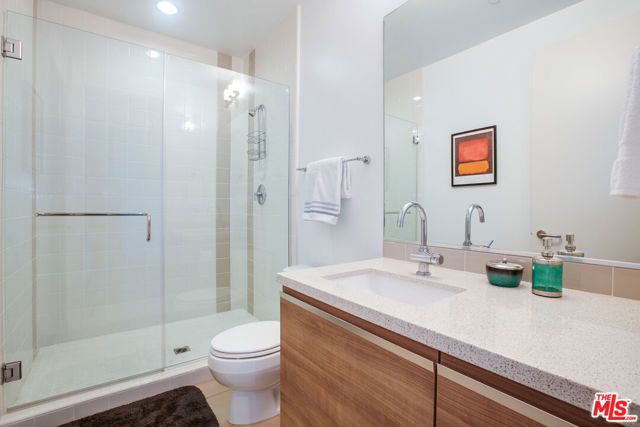 3111 Via Dolce 301, Marina Del Rey, CA 90292