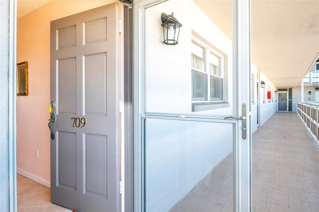 5900 SHORE BOULEVARD S 709, Gulfport, FL 33707